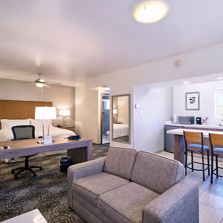 Holiday Inn Hotel & Suites Chihuahua By Ihg Buitenkant foto