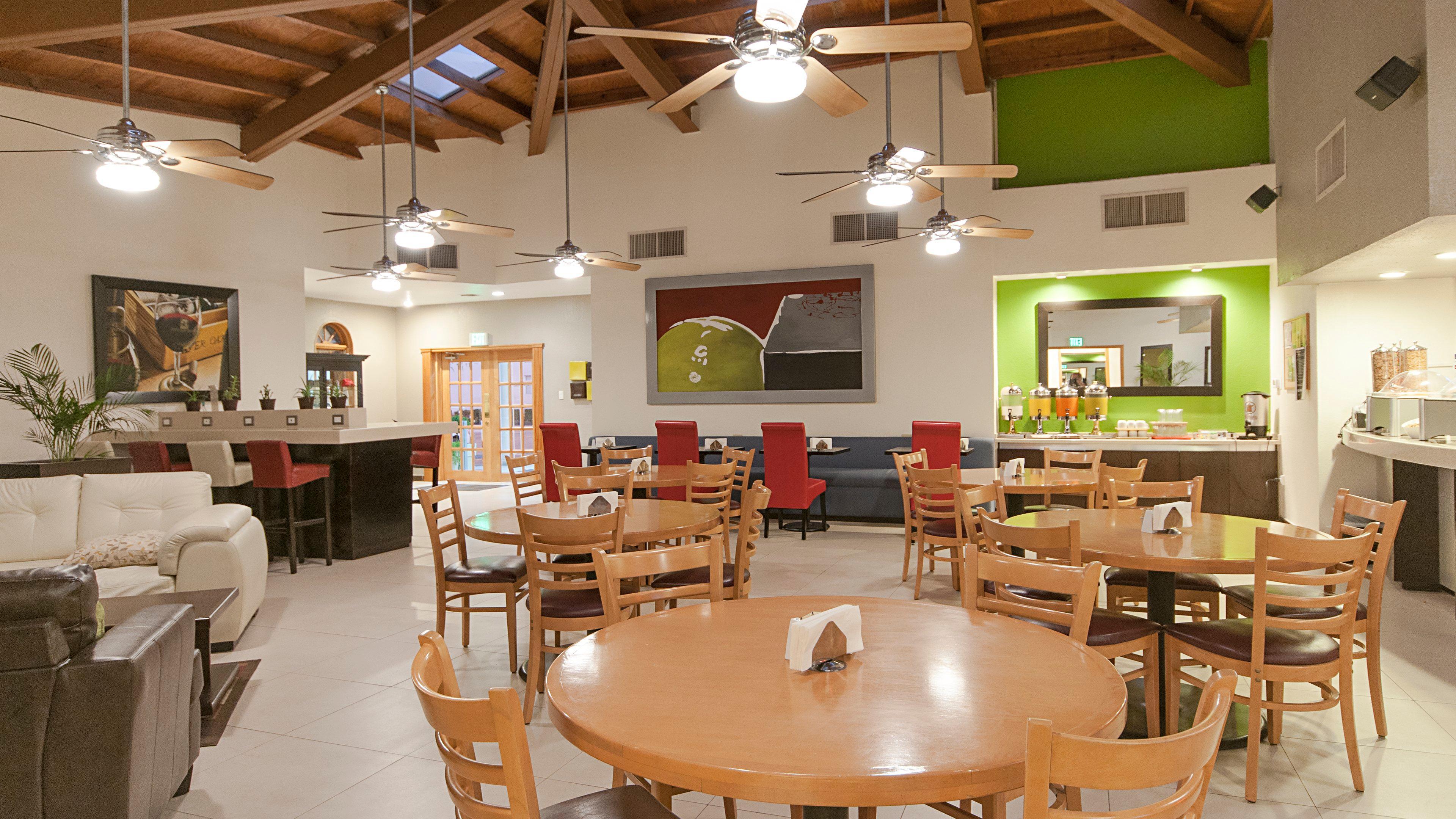 Holiday Inn Hotel & Suites Chihuahua By Ihg Buitenkant foto