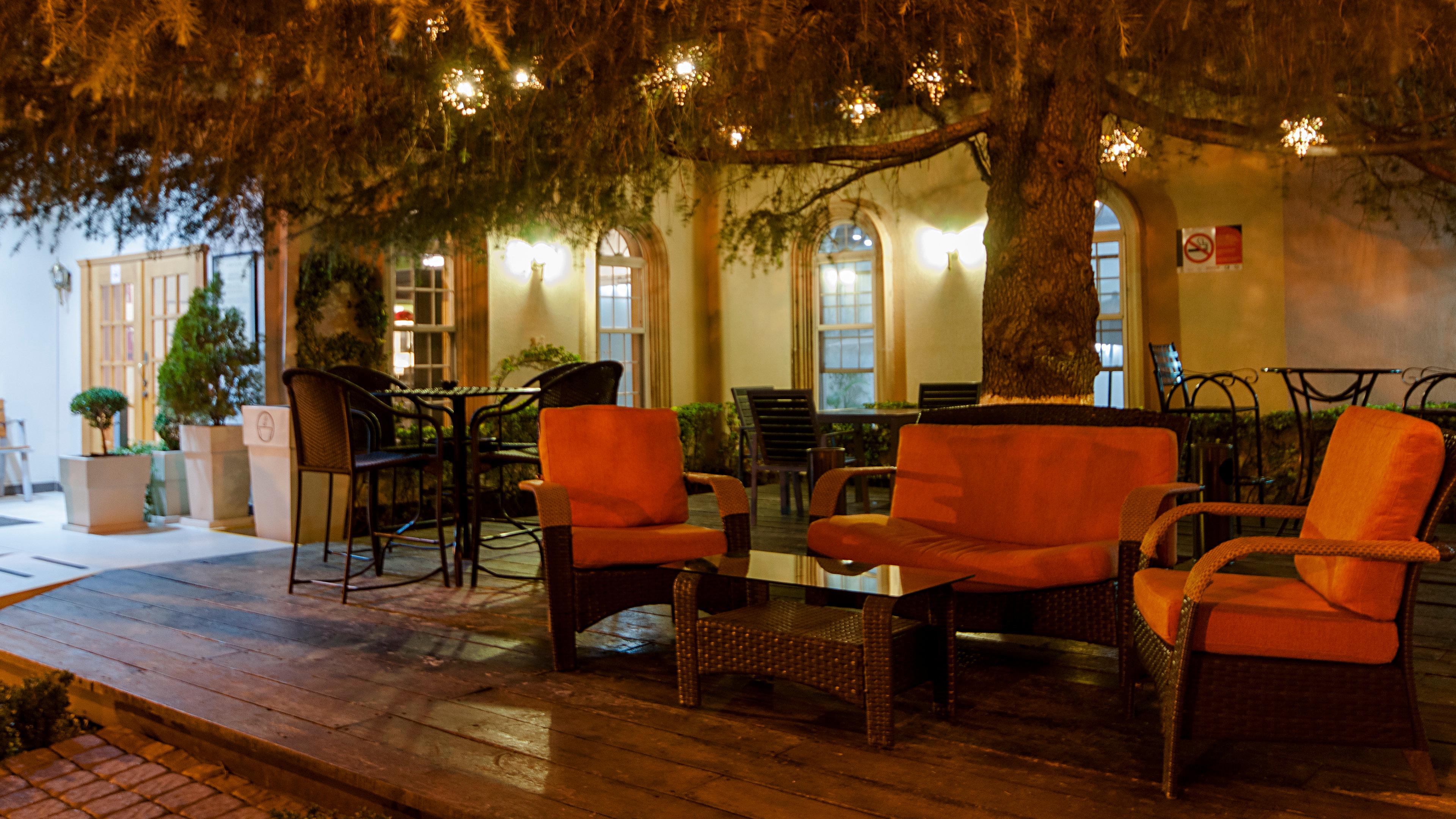 Holiday Inn Hotel & Suites Chihuahua By Ihg Buitenkant foto
