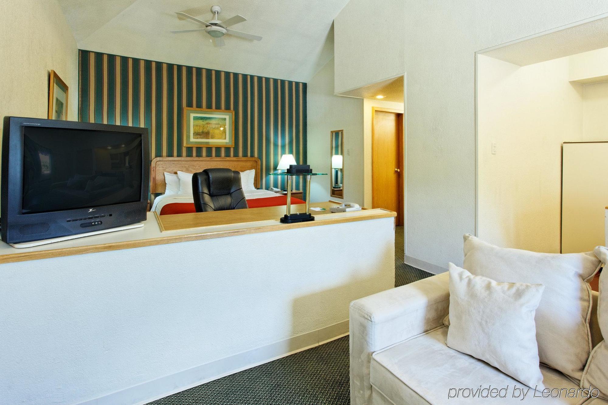 Holiday Inn Hotel & Suites Chihuahua By Ihg Kamer foto