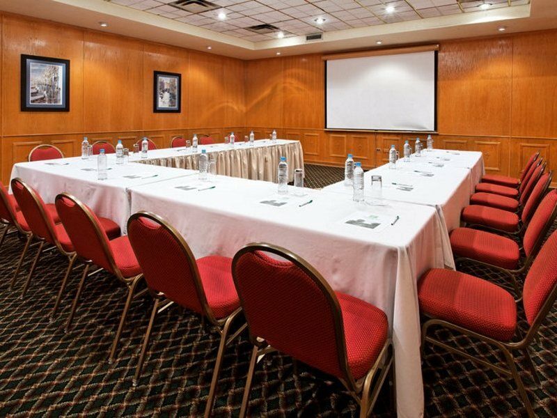 Holiday Inn Hotel & Suites Chihuahua By Ihg Buitenkant foto